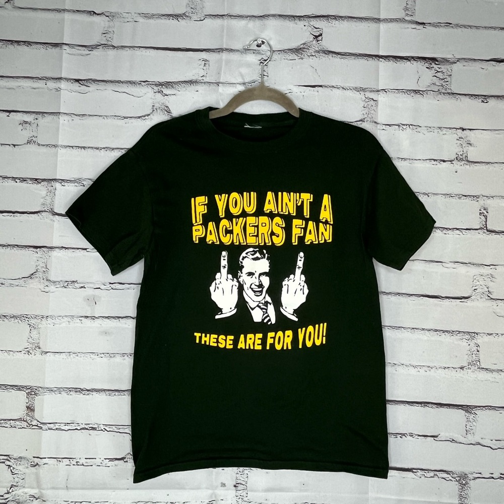 NFL Green Bay Packers Green and Yellow Short Sleeve Graphic Tee SZ M Football